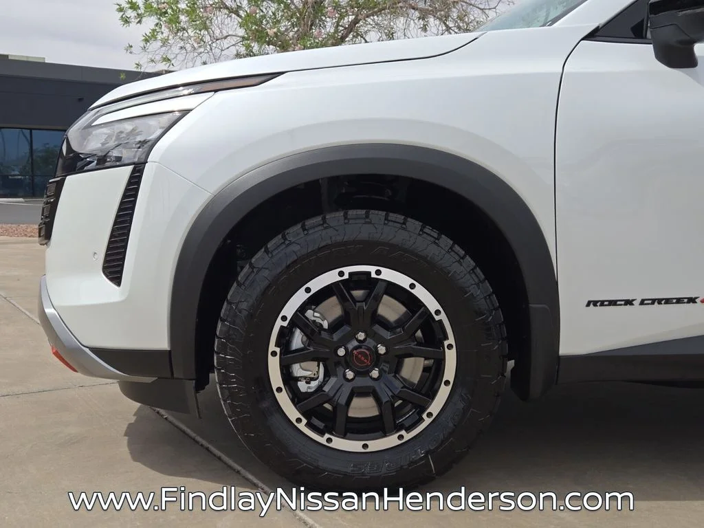 New 2026 Everest White Pearl TriCoat Nissan Rock Creek® image 10