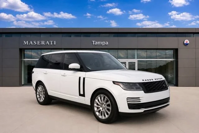 Used 2018 White Land Rover HSE image 1