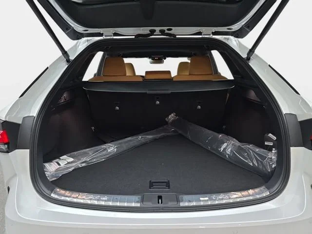 New 2026 Eminent White Pearl Lexus PREMIUM PLUS image 19