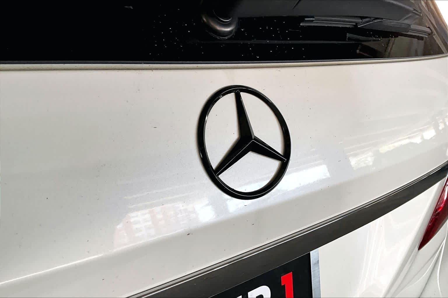 Used 2016 designo Diamond White Metallic Mercedes-Benz AMG® GLE 63 S-Model image 30