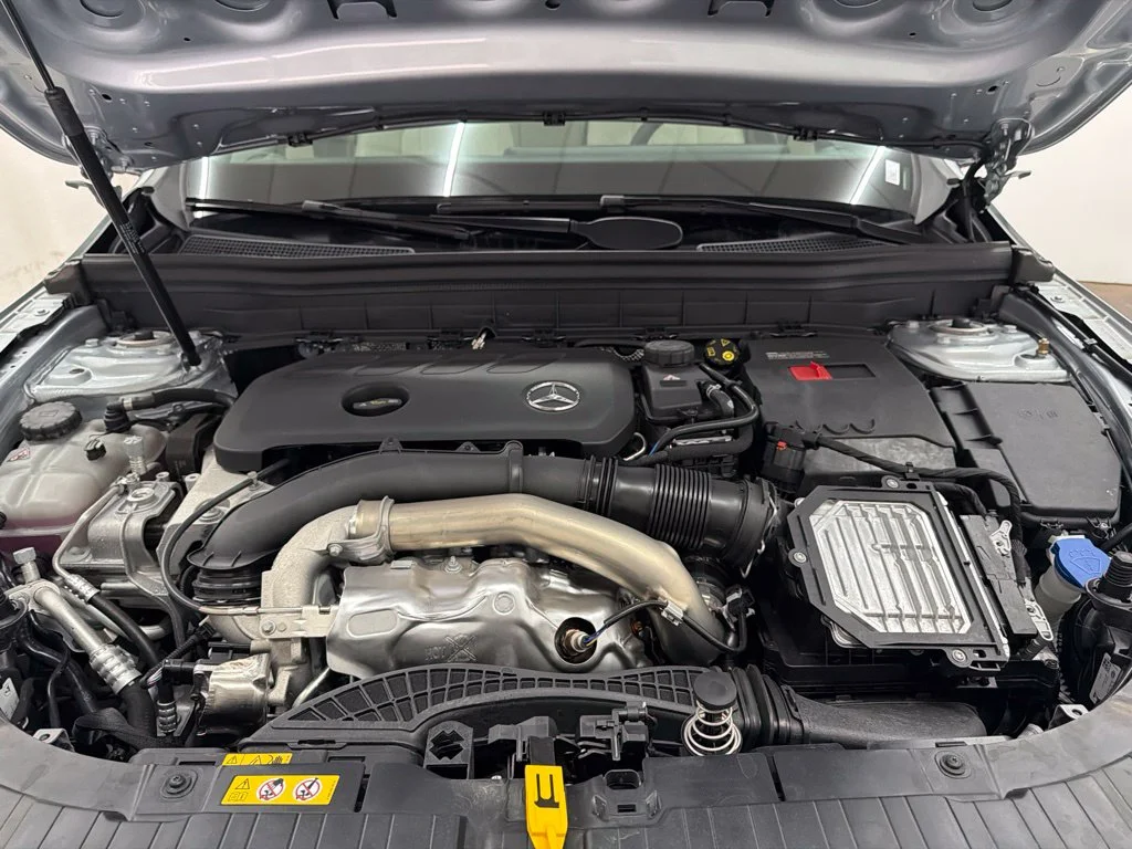 New 2026 Silver Mercedes-Benz GLB 250 image 30