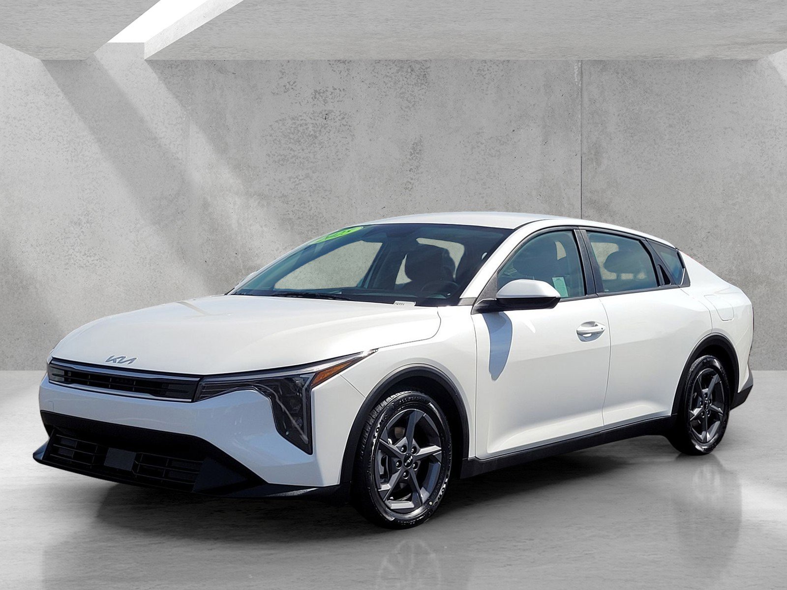 2025 Kia K4 LXS - Photo 8