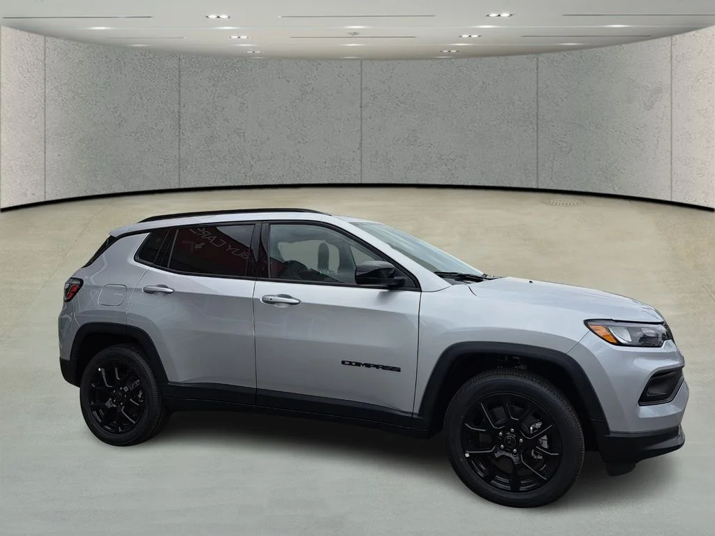 New 2026 Silver Jeep Latitude image 3