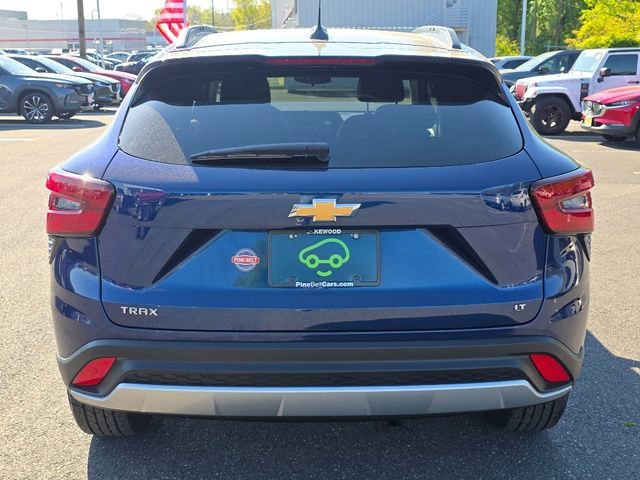 2024 Chevrolet Trax LT - Photo 15