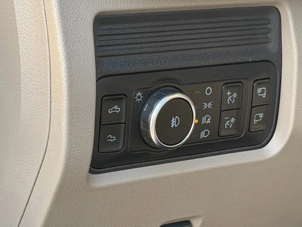 Used 2026 Blue Ford Platinum image 12