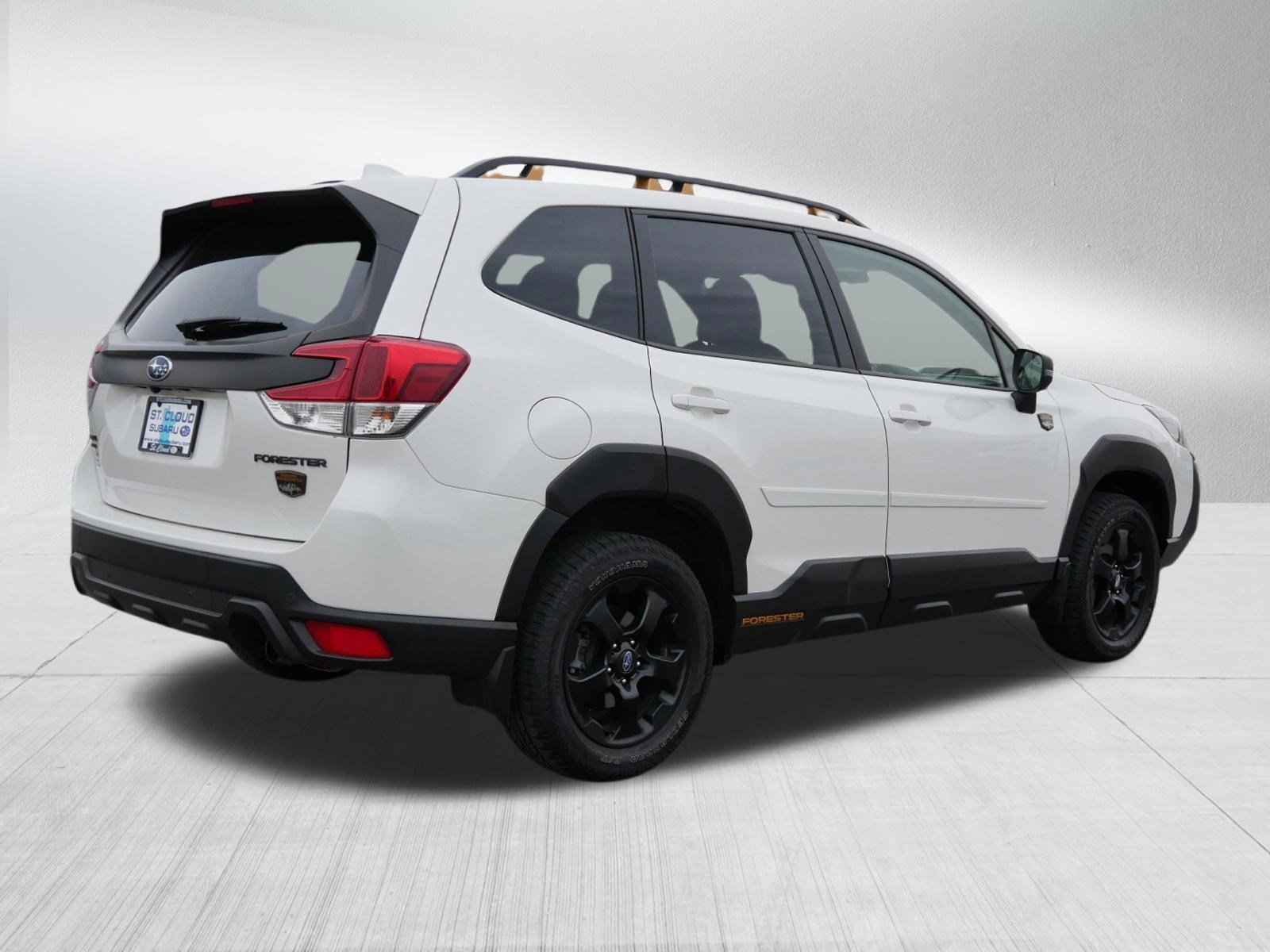 Certified Used 2023 Crystal White Pearl Subaru Wilderness image 7