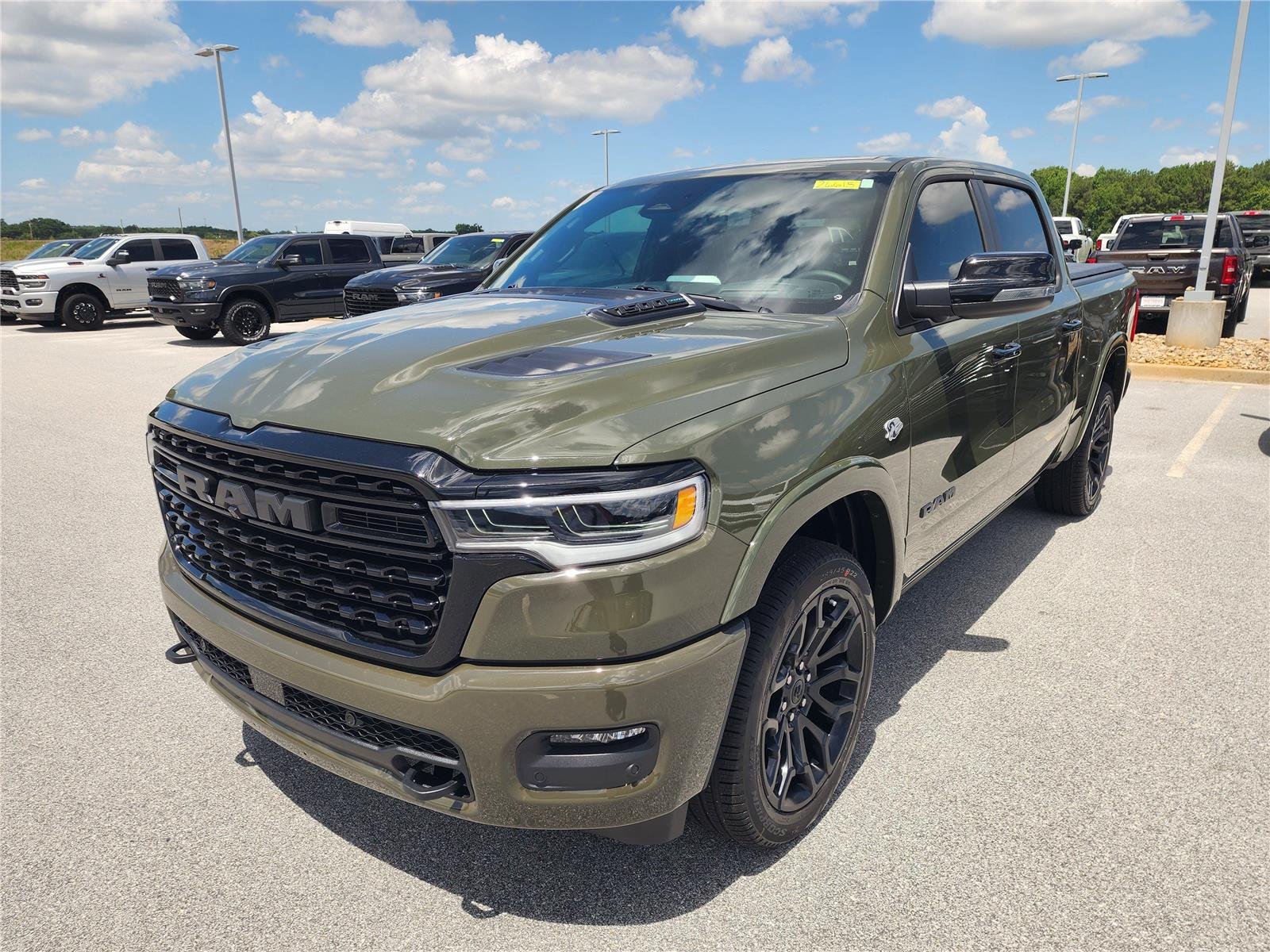 New 2026 Tank Exterior Paint RAM Limited image 3