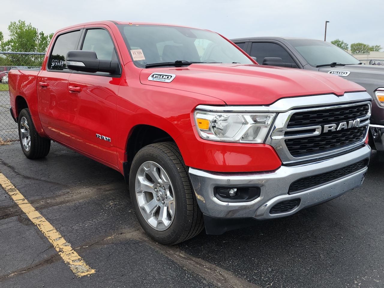 2022 RAM 1500 Big Horn/Lone Star 4x4 Crew Cab 5'7's photo