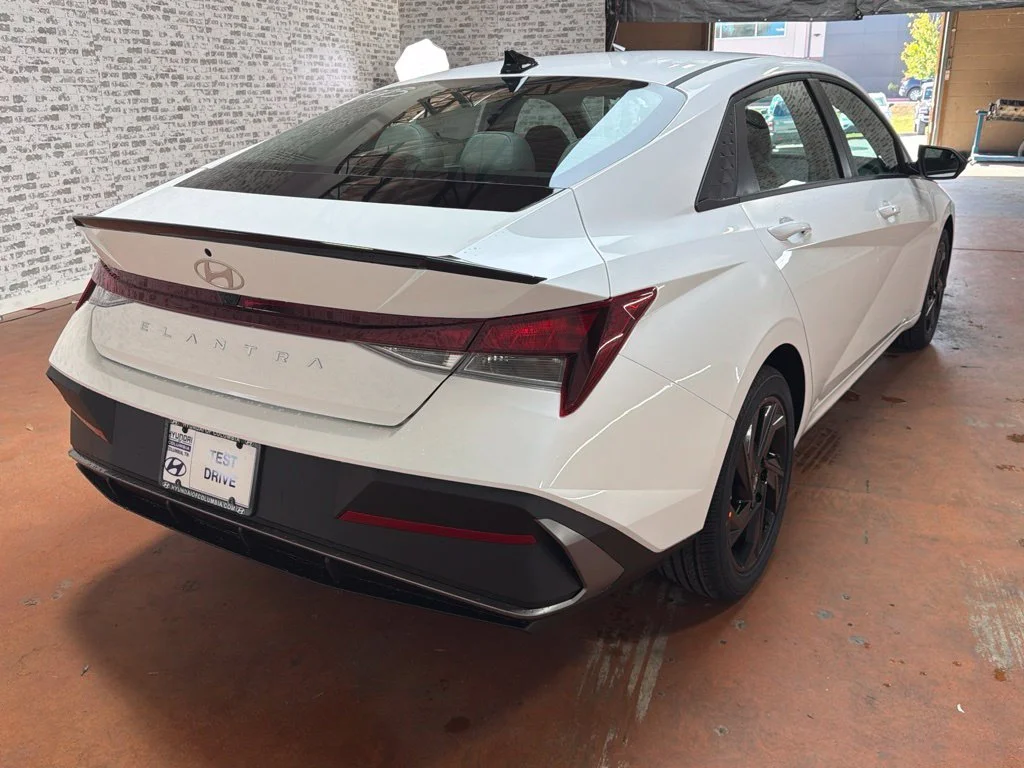 New 2026 Serenity White Hyundai SEL Sport Plus image 7