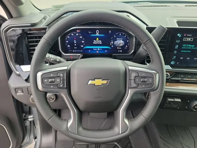 New 2026 Sterling Gray Metallic Chevrolet LT image 21