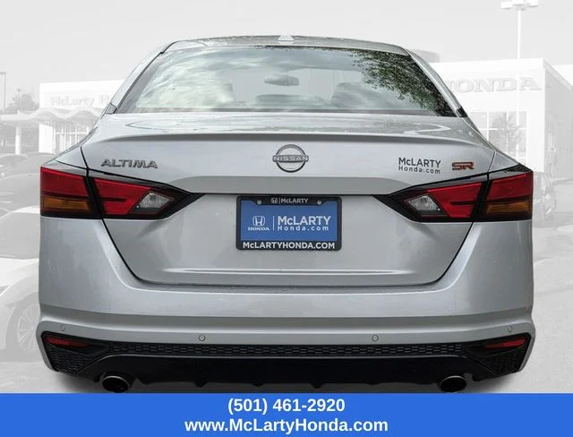 Used 2024 Silver Nissan 2.5 SR image 6