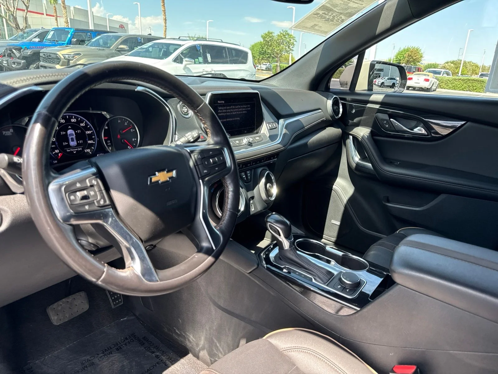 Used 2021 Pewter Metallic Chevrolet Premier image 17