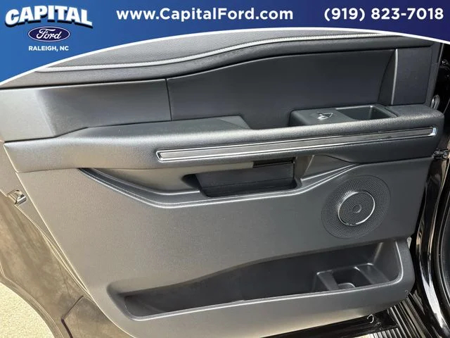 Used 2023 Black Ford XLT image 17