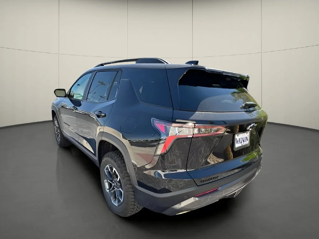 New 2027 Mosaic Black Metallic Chevrolet ACTIV image 3