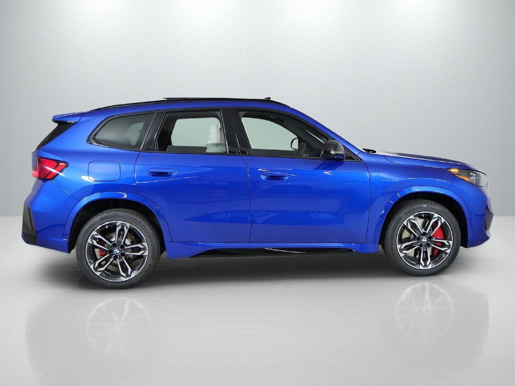 New 2027 Portimao Blue Metallic BMW xDrive28i image 8