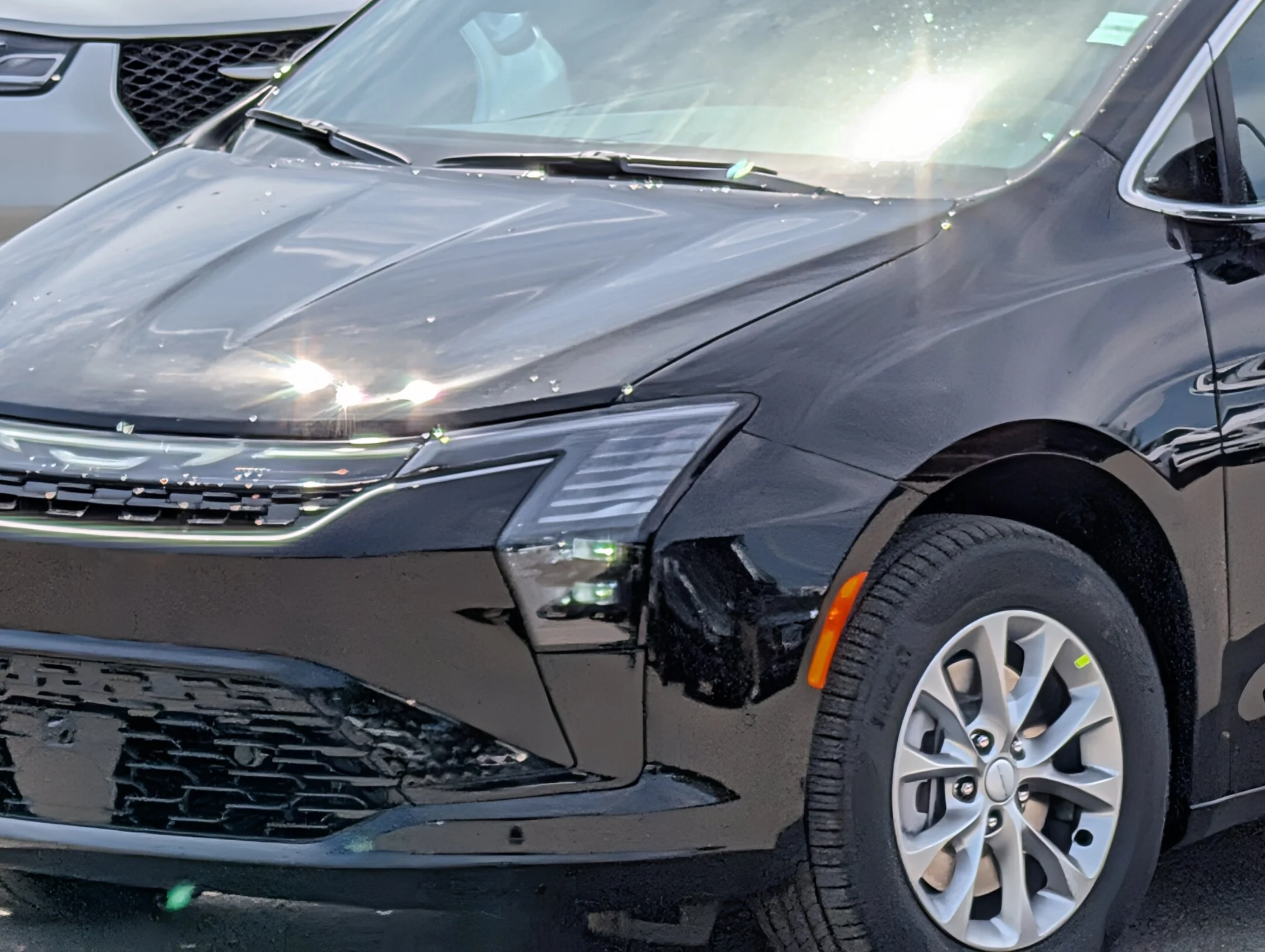 New 2027 Black Chrysler Select - - AWD - Adaptive Cruise Control - Blind Spot Monitor & More! image 10