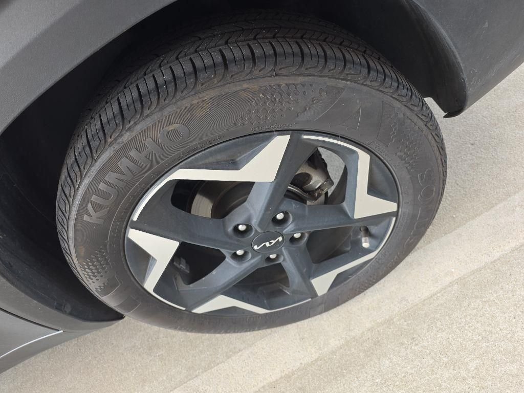 Used 2024 Blue Kia EX image 10