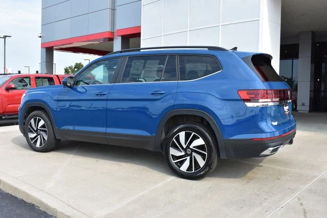 Used 2026 Blue Volkswagen 2.0T SE w/Technology image 7