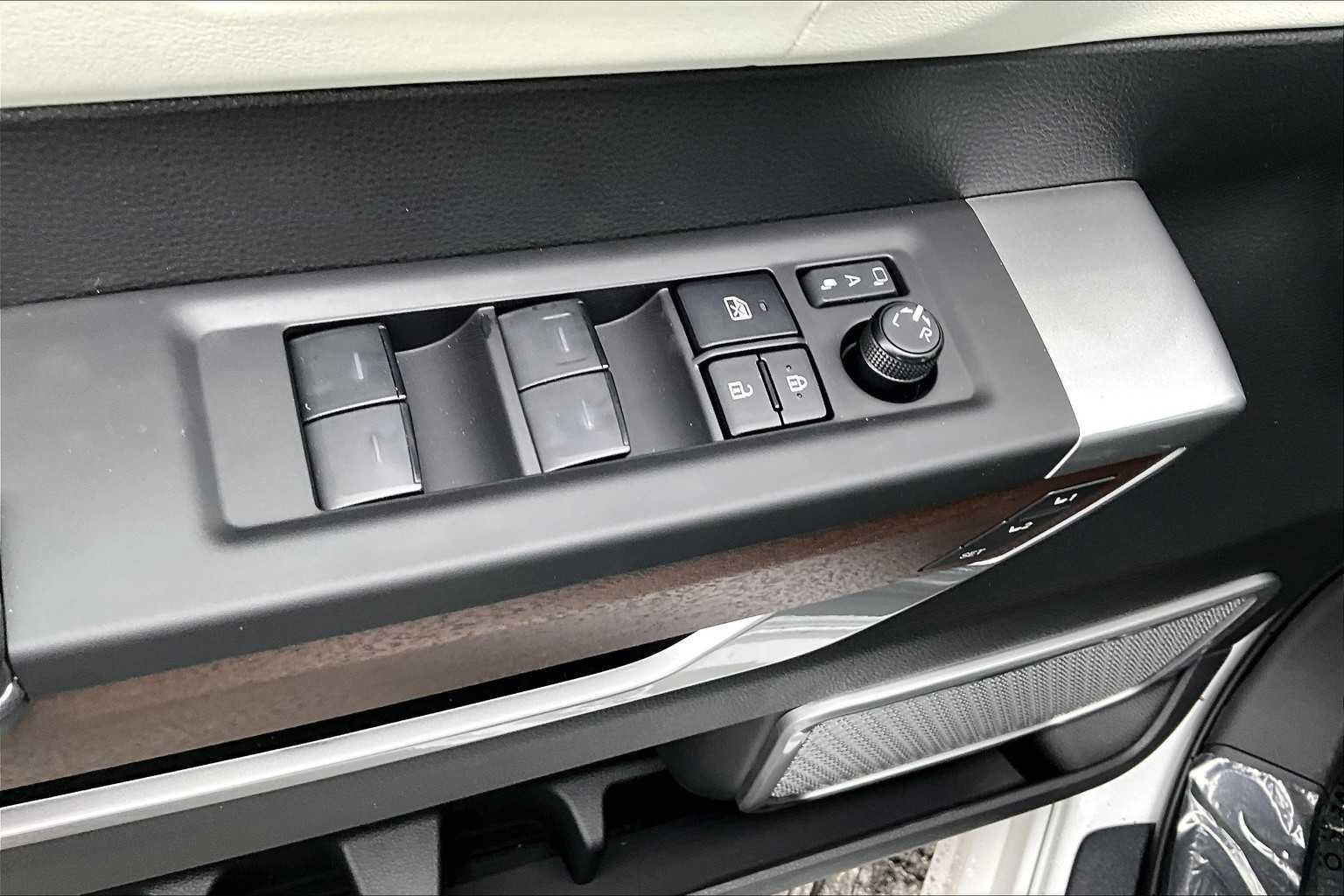 2025 Toyota Tundra Capstone - Photo 20