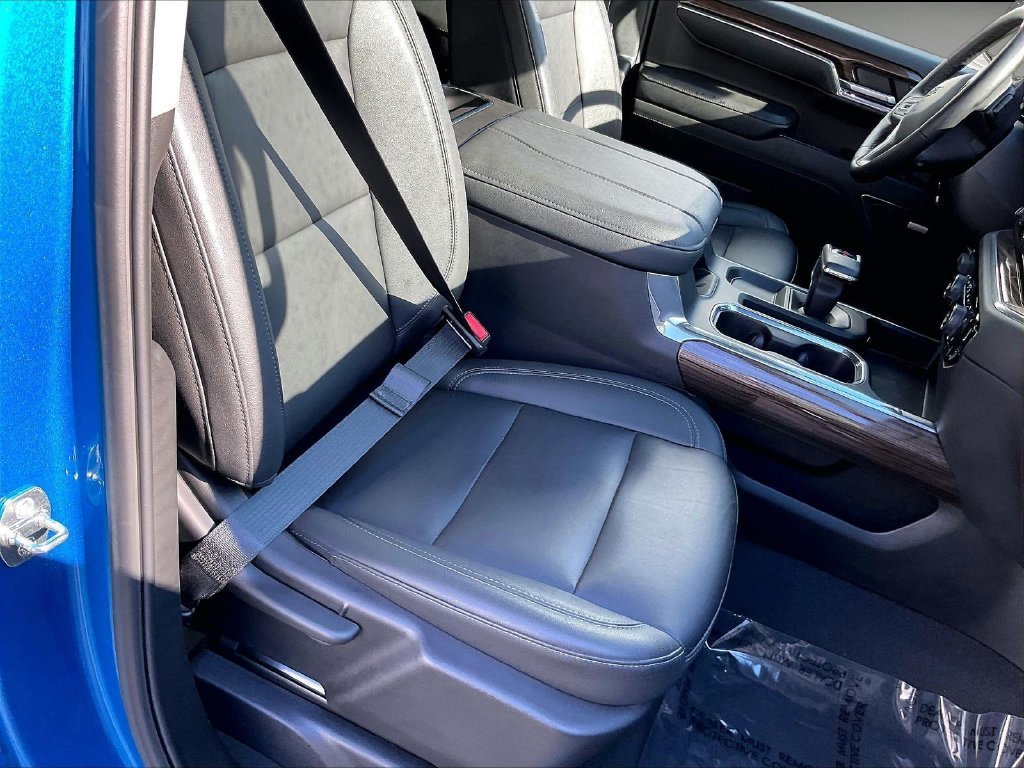 2024 Chevrolet Silverado 1500 RST - Photo 11