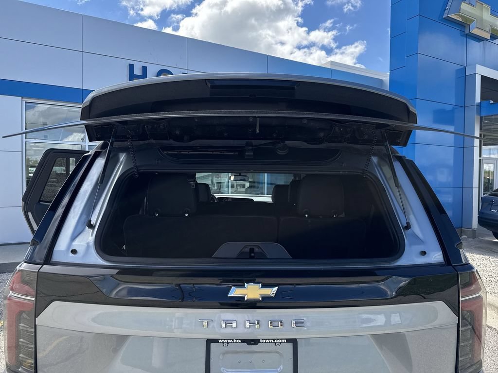 2025 Chevrolet Tahoe LT - Photo 10
