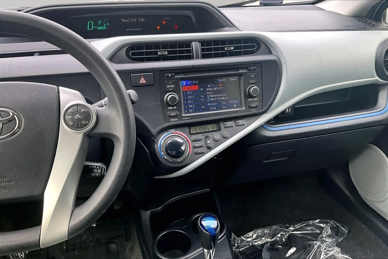 Used 2012 Moonglow Toyota Three image 7
