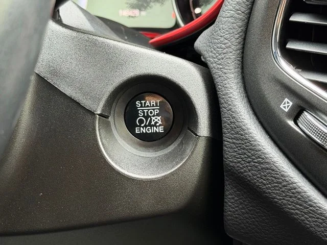 Used 2018 Spitfire Orange Clearcoat Jeep Trailhawk image 30