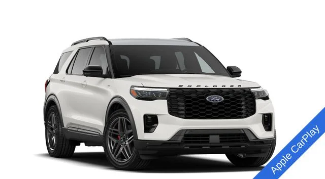 New 2026 Star White Metallic Tri-Coat Ford ST-Line image 4