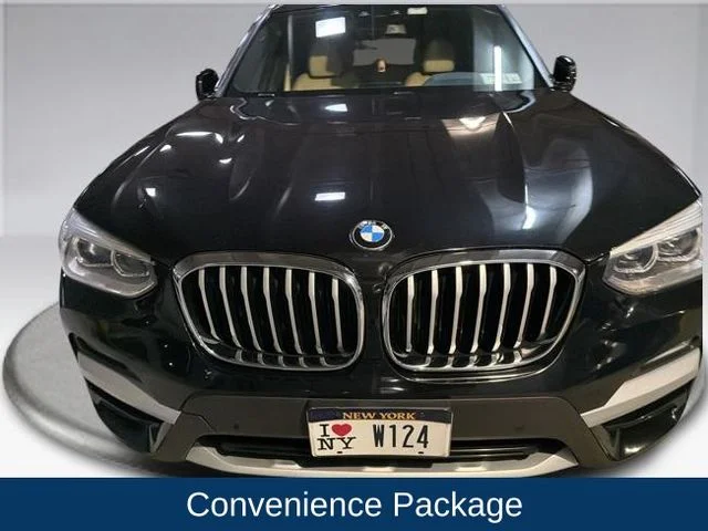 Used 2019 Black BMW sDrive30i image 3