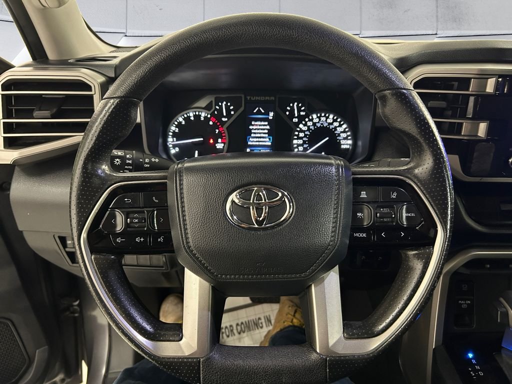 Used 2022 Gray Toyota SR5 image 9