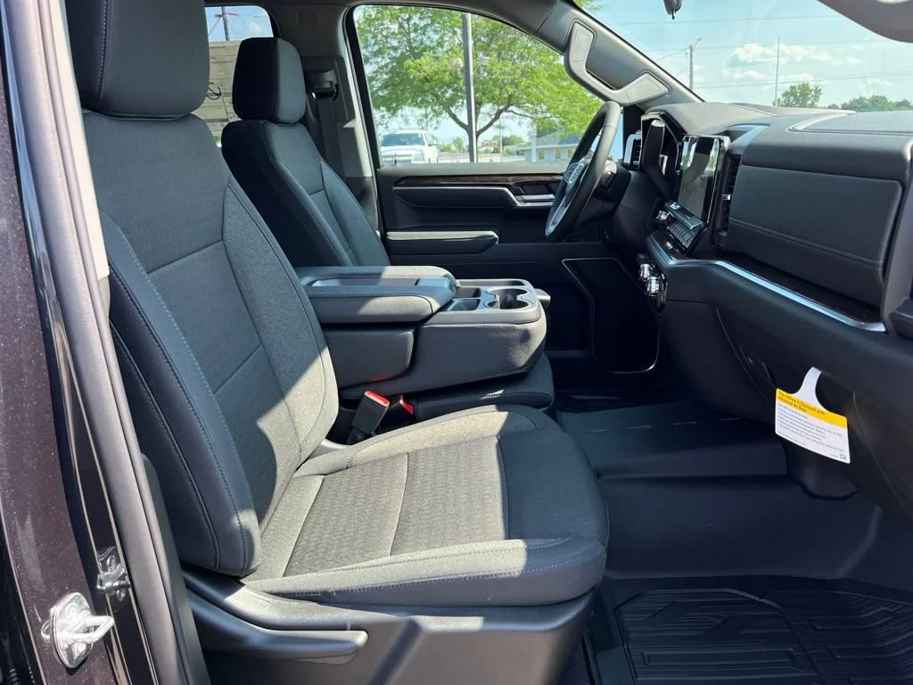 Used 2026 Silver GMC SLE image 28