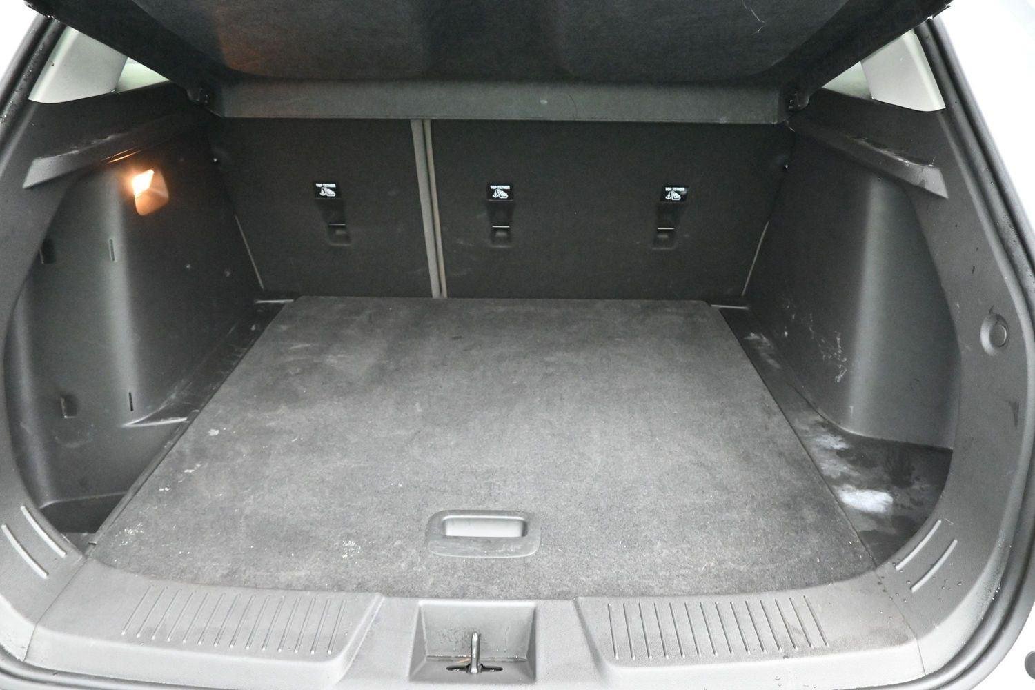 Used 2025 Summit White Chevrolet ACTIV image 9