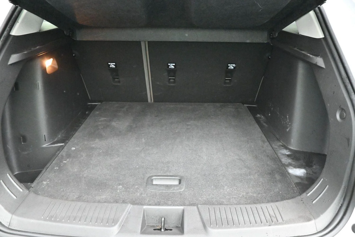 Used 2025 Summit White Chevrolet ACTIV image 9