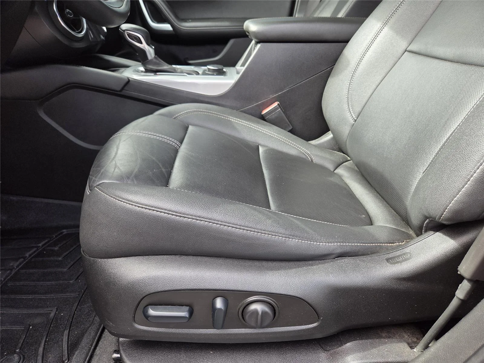 Used 2024 Sterling Gray Metallic Chevrolet LT image 19