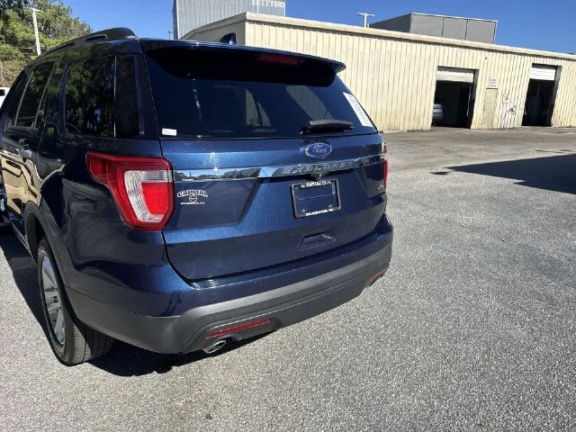 Used 2017 Blue Ford Base image 35