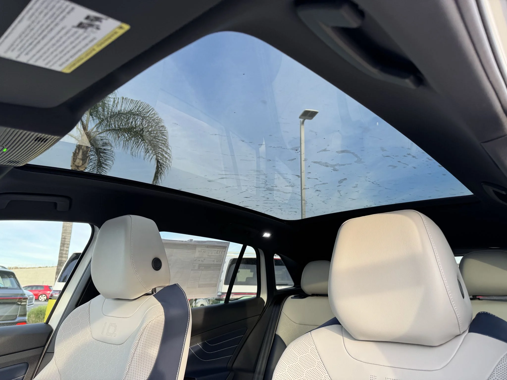New 2026 Opal White Pearl Volkswagen Pro S image 27