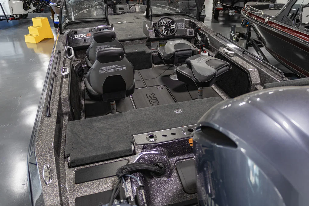 New 2026 Titanium Flake Skeeter  image 6