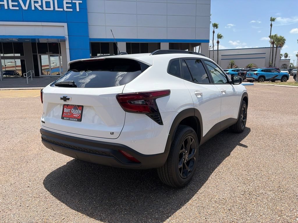 New 2026 Summit White Chevrolet LT image 4