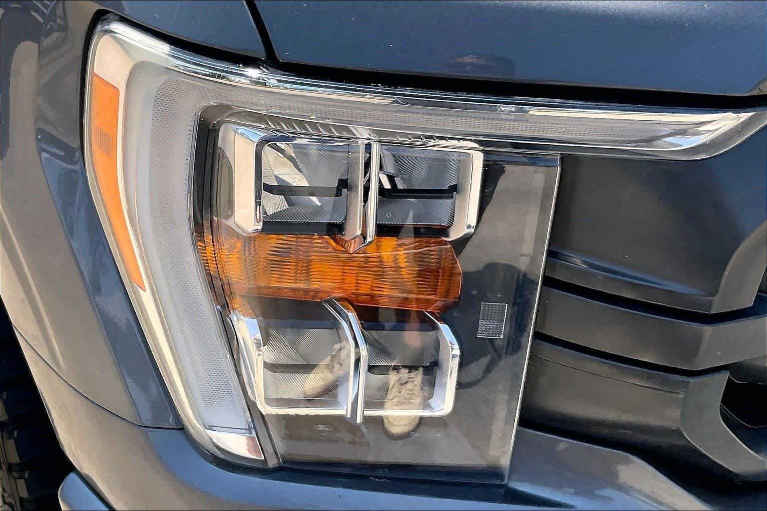 Used 2021 Carbonized Gray Metallic Ford XLT image 27