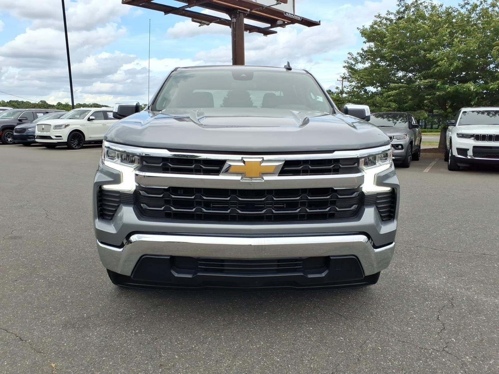 Used 2025 Sterling Gray Metallic Chevrolet LT image 14