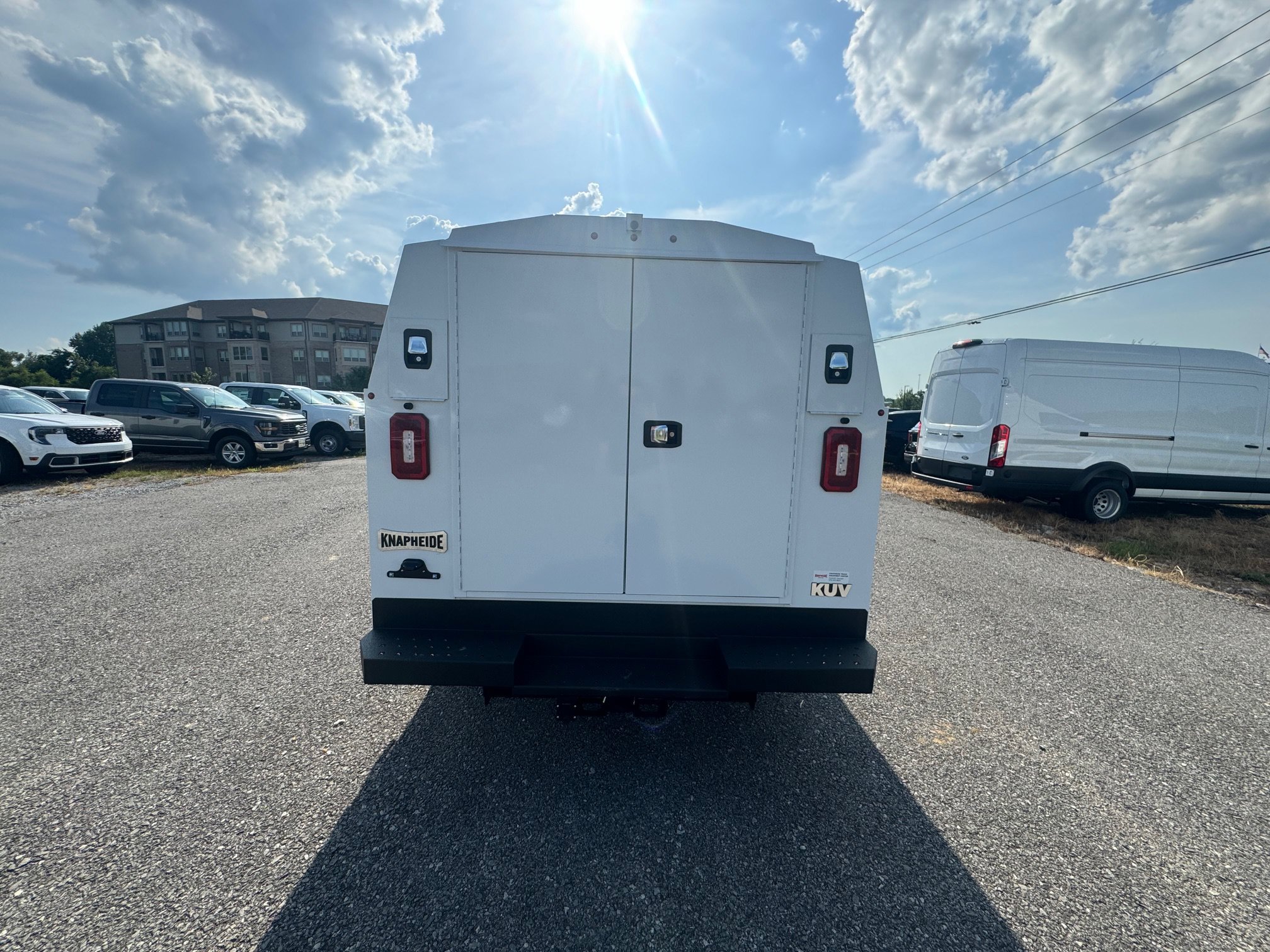 New 2026 Oxford White Ford E-350 SRW image 6