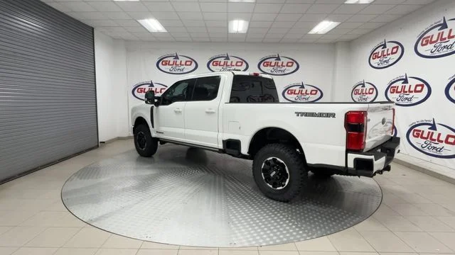 New 2026 Star White Metallic Tri-Coat Ford Lariat image 7