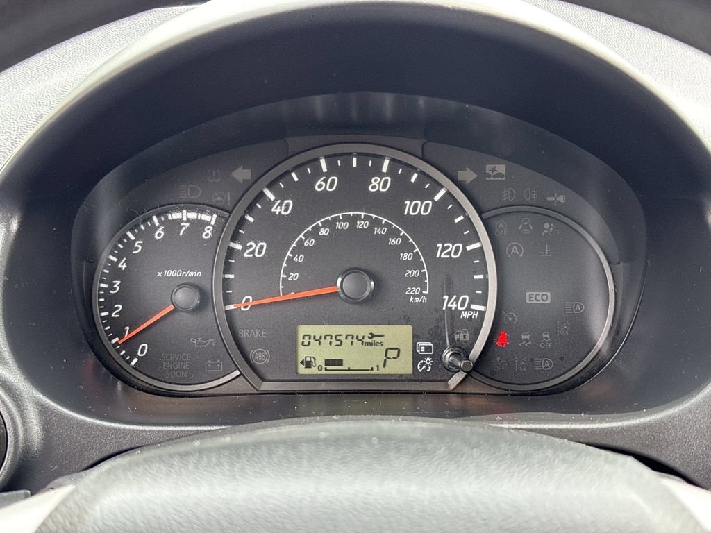 Used 2024  Mitsubishi  image 10
