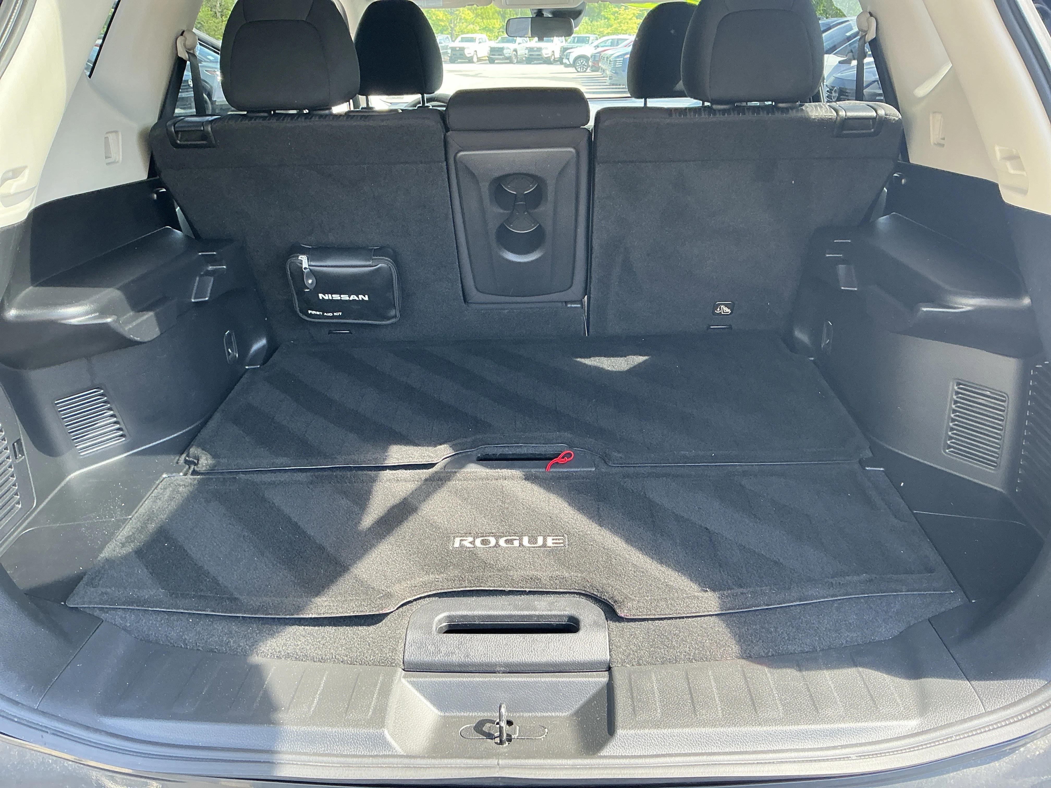 Used 2020 Magnetic Black Pearl Nissan SV image 17