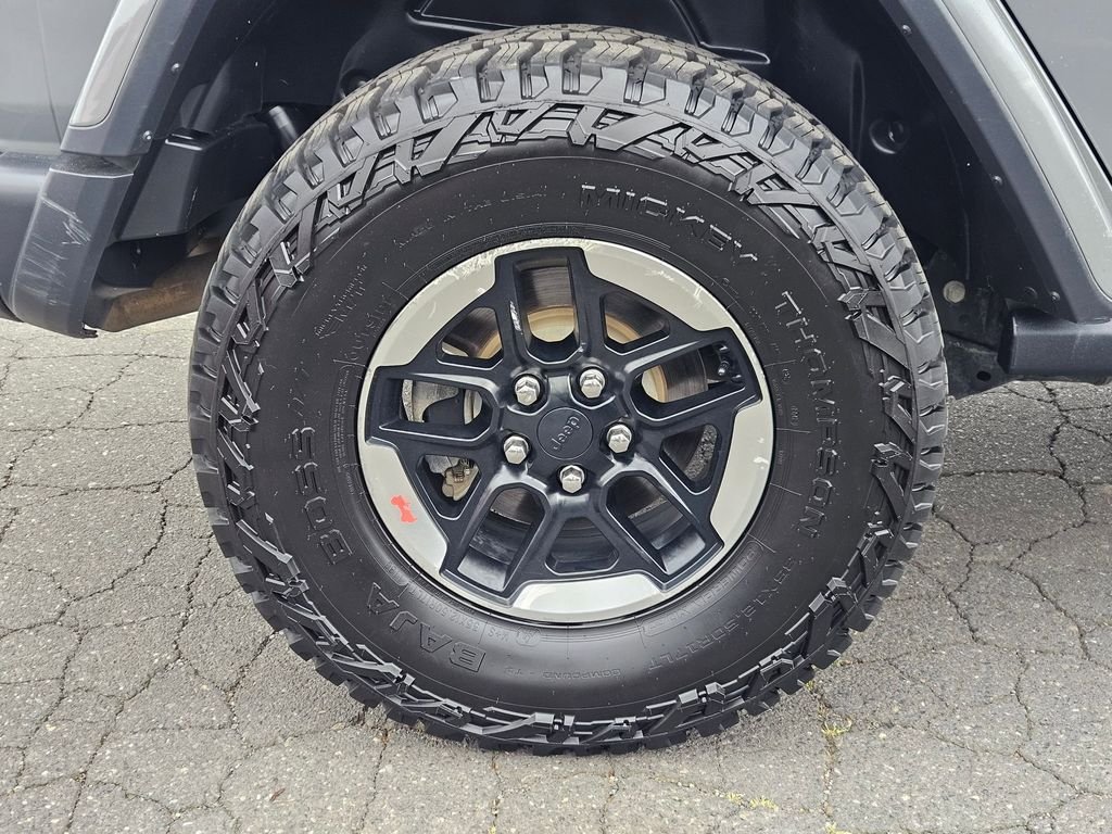 Certified Used 2020 Gray Clearcoat Jeep Unlimited Rubicon image 9