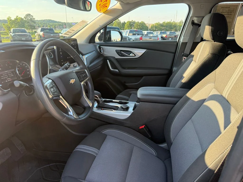 Used 2024 Black Chevrolet LT image 4