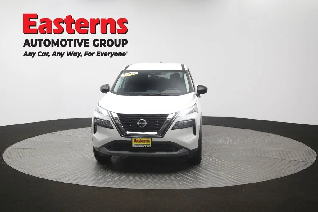 Used 2023 White Nissan S image 53