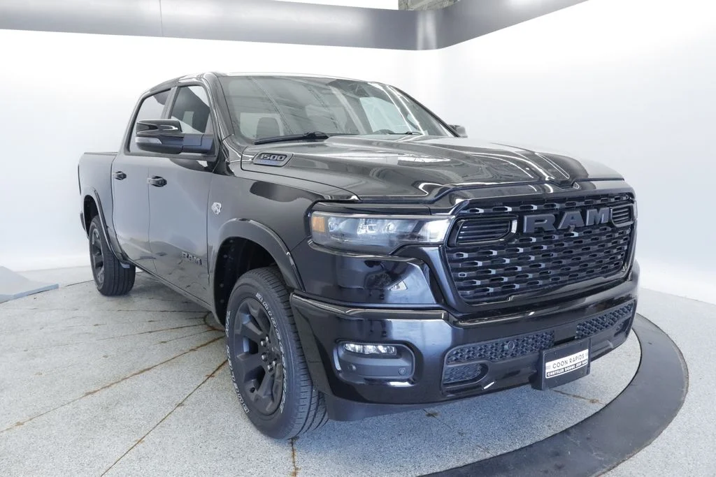 New 2026 Diamond Black Crystal Pearl-Coat Exterior Paint Ram Big Horn/Lone Star image 3