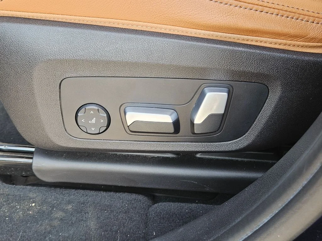Certified Used 2023 Blue BMW xDrive30i image 33