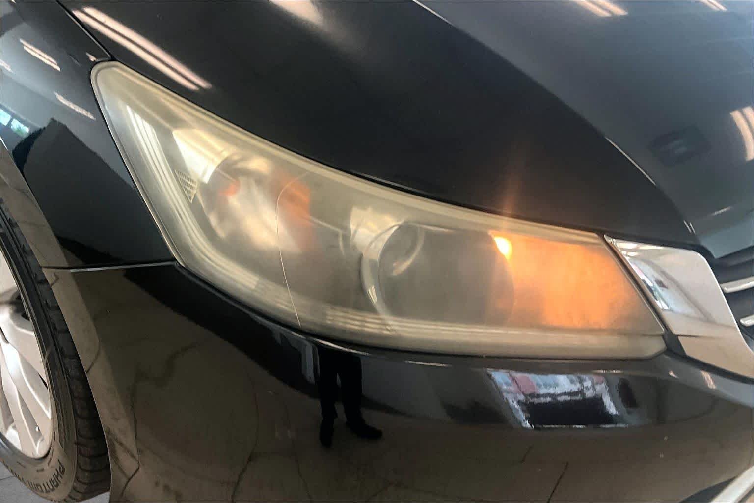 Used 2015 Crystal Black Pearl Honda EX-L image 24